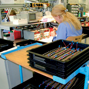 Working in an ESD environment esd_veilige_bakken_1