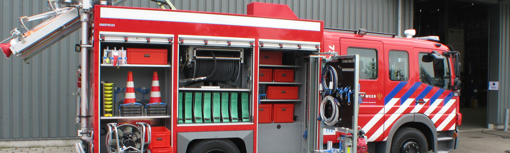 Brochura: serviço de incêndio e protecção civil